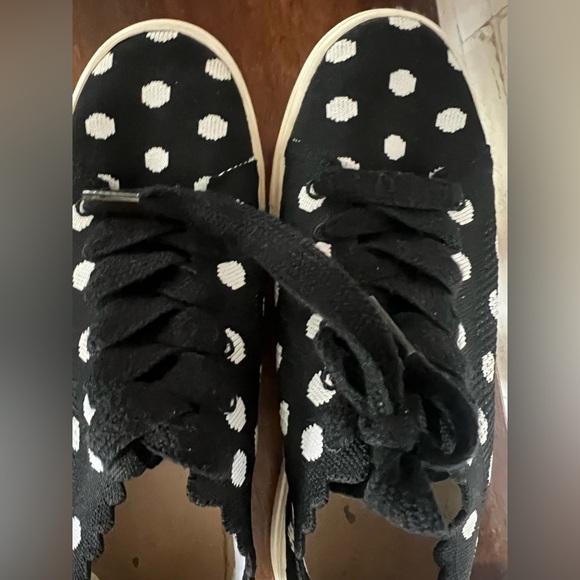 Kate Spade New York Abbie Sneakers - Size 6B - Picture 3 of 9